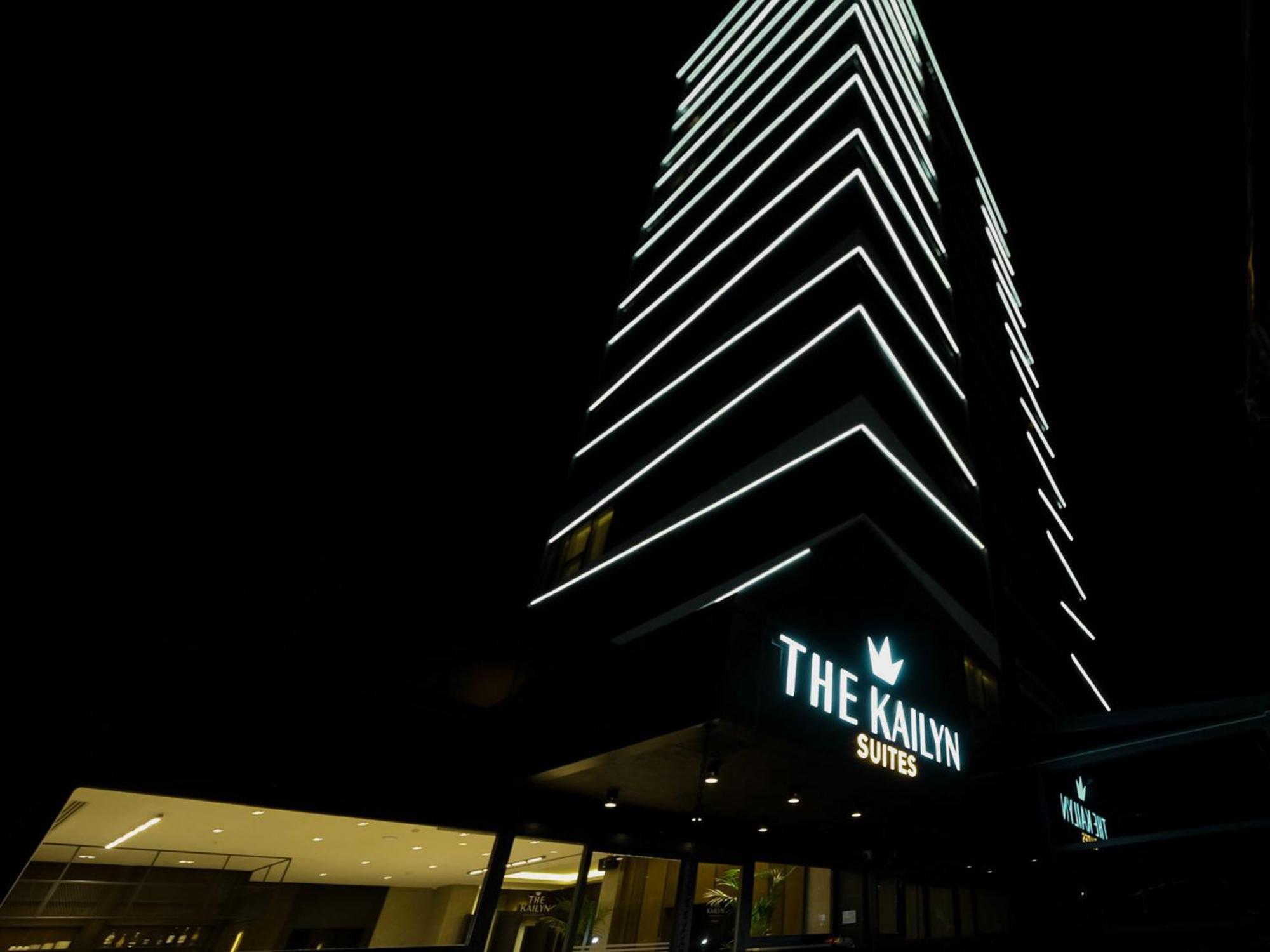 The Kailyn Hotels&Suites Atasehir Istanbul Exterior photo